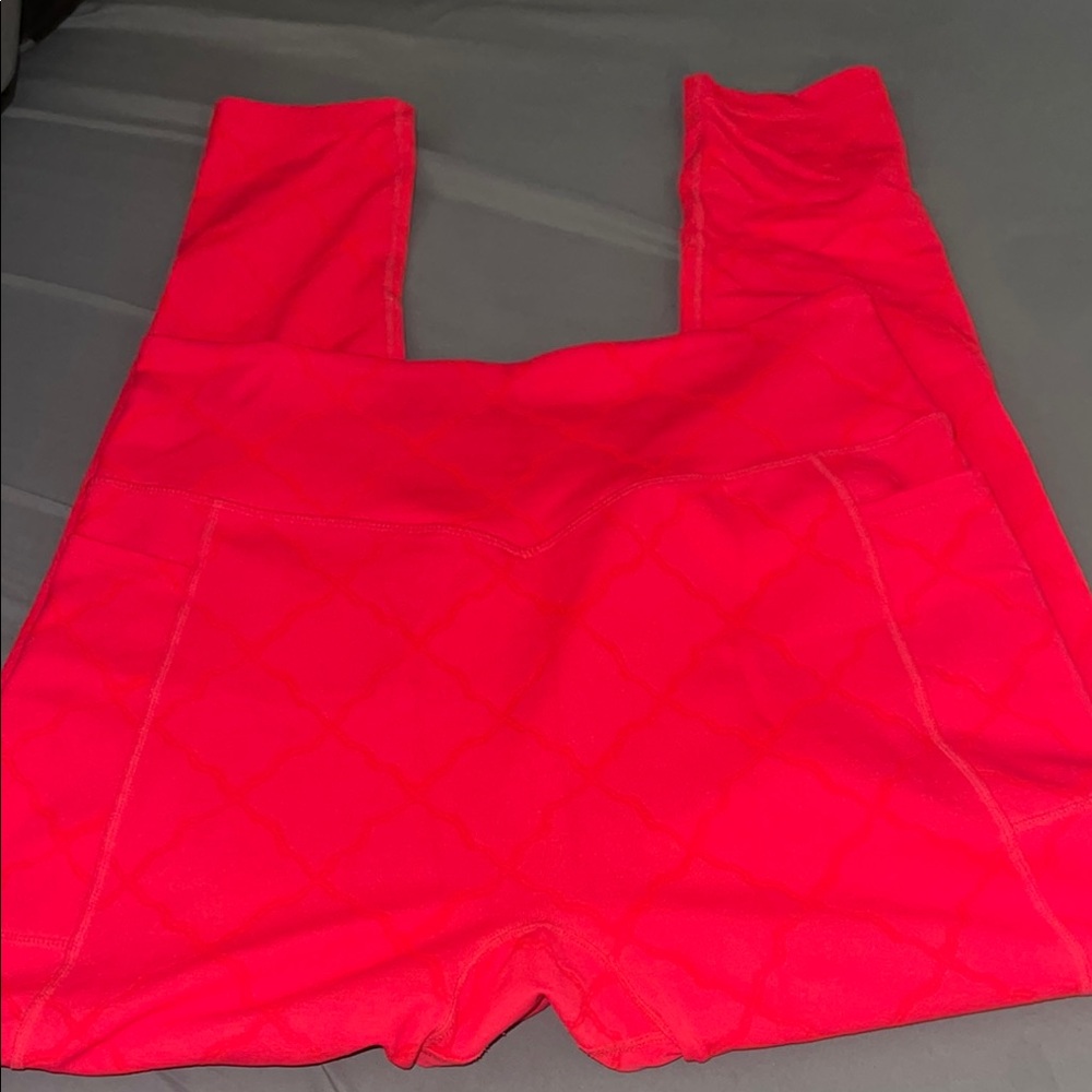 SHEFIT Vibrant Pink Leggings